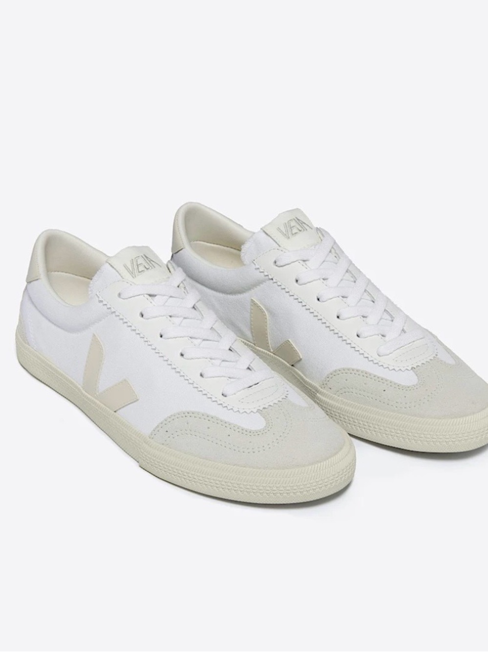 Veja Volley Pierre Sneaker size 38 - Picture 2 of 9